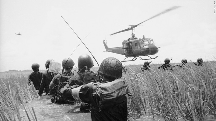 Theo đó, nội dung đầu tiên là Tảo thanh, có nghĩa là "xử lý" mọi đe dọa với chính quyền bù nhìn mà Mỹ dựng lên ở Sài Gòn, bao gồm cả các đe dọa tới từ bên trong và bên ngoài, ảnh hưởng tới sự an nguy của chính quyền này. Nguồn ảnh: CNN.