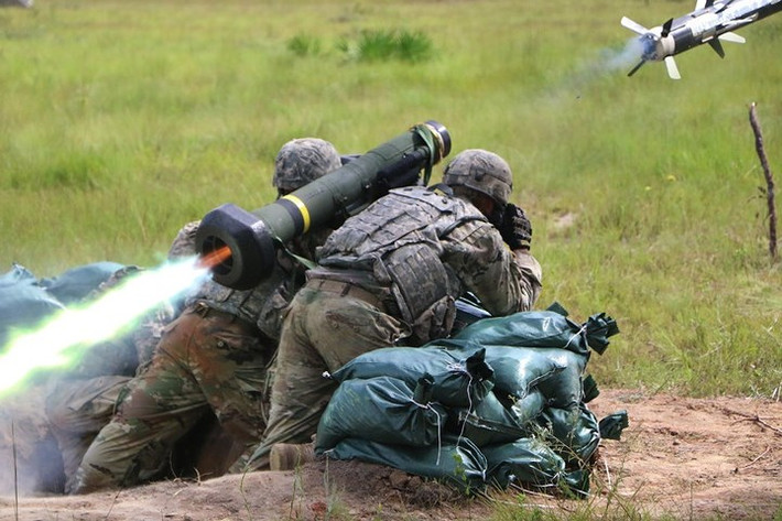 Binh sĩ Mỹ phóng tên lửa Javelin ở Gruzia vào ngày 23/8/2017.