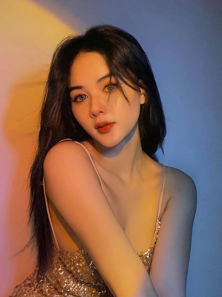 Cái tên lạ của gái xinh Nha Trang gây thắc mắc cho rất nhiều người, cô nàng cảm thấy cái tên đó đem lại rất nhiều may mắn cho mình.