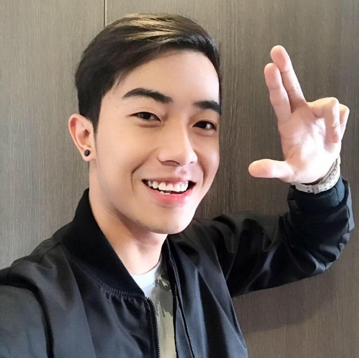 Dù chưa có một thống kê hay con số cụ thể nào nhưng thực tế cho thấy Youtuber Cris Phan đang là một công việc đem lại thu nhập khá ổn.