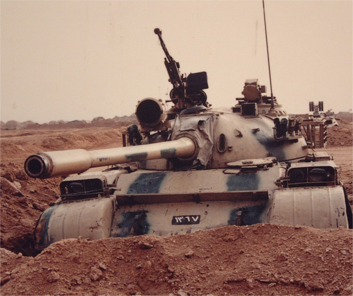 Mặc dù là phiên bản cải tiến từ T-55, tuy nhiên thế hệ đầu của dòng tăng Type 69 cơ bản chẳng khác T-55 là mấy. Nó chỉ hơn một chút ở việc được cải tiến với pháo nòng trơn 100mm, có thiết bị đo xa laser. Mãi các phiên bản cải tiến năm 1984 thì Type 69 mới có sự lột xác vượt trội với pháo 105mm kiểu L7 của Anh, trang bị hệ thống điều khiển hỏa lực tiên tiến...Nguồn ảnh: Tanknude