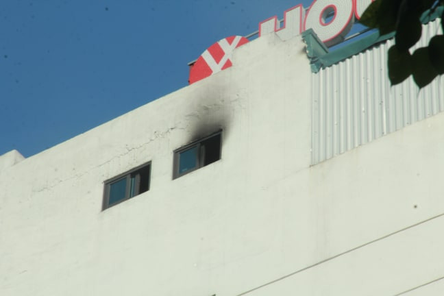 Khoảng 30 phút cứu hỏa, đám cháy tại chung cư House Xinh Group đã được khống chế.
