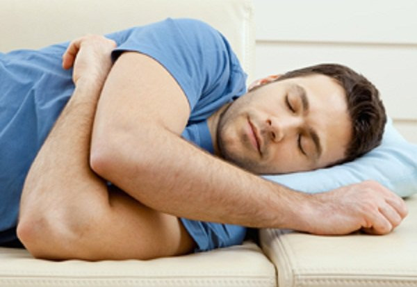 Nên có người thỉnh thoảng trông chừng cho đến khi họ thật sự tỉnh táo để tránh những tai nạn không đáng có. Nếu say mềm kèm theo hô hấp kém, hơi thở yếu cần phải đưa ngay đến cơ sở y tế.