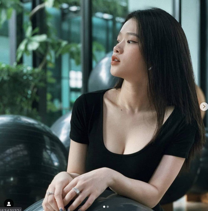 Vẫn được biết đến với biệt danh "hot girl thị phi" nên hình ảnh này của Linh Ka đã nhận về không ít những bình luận phản cảm.