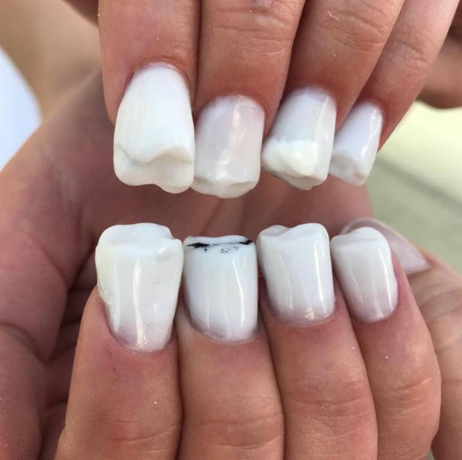 Mẫu móng tay dành riêng cho những cô nàng muốn "cai" tật... cắn móng.