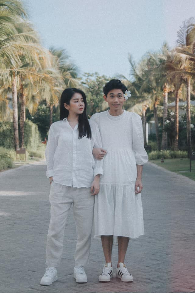 Trong một lần chia sẻ với báo chí, nữ DJ có chia sẻ rằng Hồng Thanh không phải gu của cô, nhưng có lẽ vì chữ duyên mà họ thấy được là chính mình, luôn cười hết cỡ khi ở cạnh nhau. "Tương lai không ai biết trước nhưng hiện tại, anh Thanh là một phần cuộc sống của tôi", cô nói.