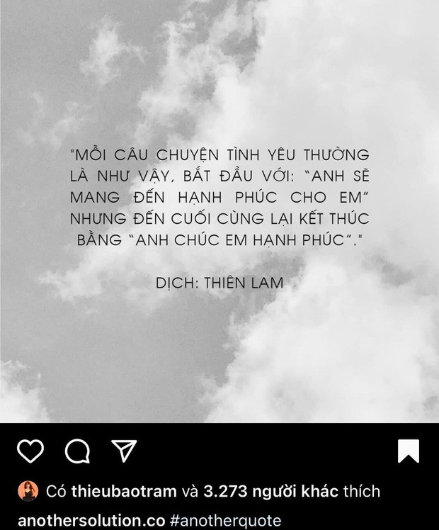 Trước drama này, cư dân mạng đã nhanh chóng lục lại toàn bộ động thái của nữ ca sĩ và phát hiện ra rằng, hóa ra cô nàng đã từng có dấu hiệu của một người "thất tình" cách đây không lâu.