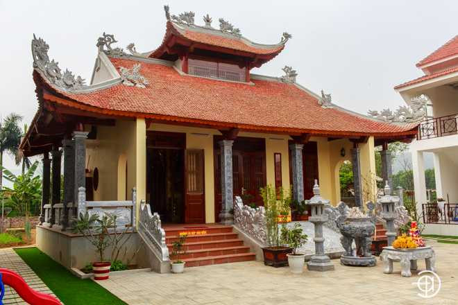 Vợ chồng ca sĩ Việt Hoàn xây dựng nhà thờ Mẫu ngay giữa khu đất rộng 2.000m. (Ảnh: Soha)