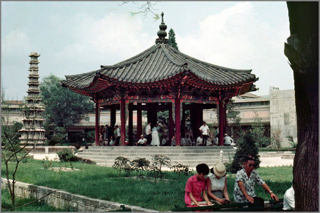 Khung cảnh tại một ngôi chùa. Ảnh VT