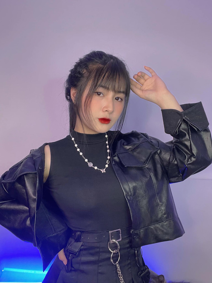 Quỳnh Alee biết dùng lợi thế ngoại hình trong công việc nhưng cô gìn giữ hình ảnh, quyết không khoe thân phản cảm.