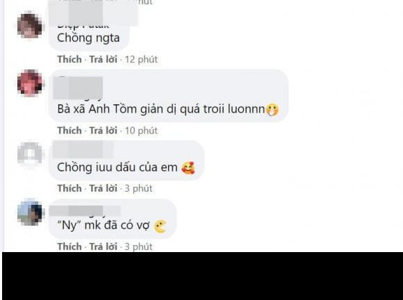 "Mặt nở thế này chắc gia đình Híp có tin vui rồi", "Chị dâu có bầu rồi sao?", "Mặt nở thế kia chắc chắn có bầu rồi",... là những bình luận cư dân mạng để lại.
