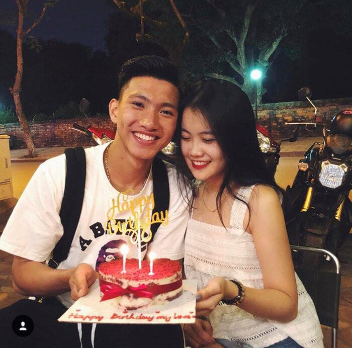 Đoàn Văn Hậu từng có thời gian yêu đương mặn nồng với cô nàng Hoàng Anh (biệt danh Ốc).