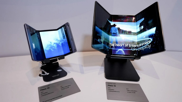 Tại CES 2025, Samsung đã giới thiệu hai ý tưởng màn hình gập ba mới mang tên "Flex S" và "Flex G", gây ấn tượng mạnh với giới công nghệ. (Ảnh: Người đưa tin)