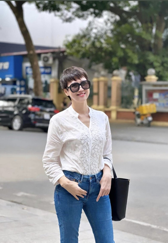 Nam cầu thủ người Thái Bình và gia đình bạn gái khá thân thiết. Đoàn Văn Hậu đã nhiều lần đi ăn, đi du lịch cùng gia đình bạn gái. Ảnh: Tổng hợp