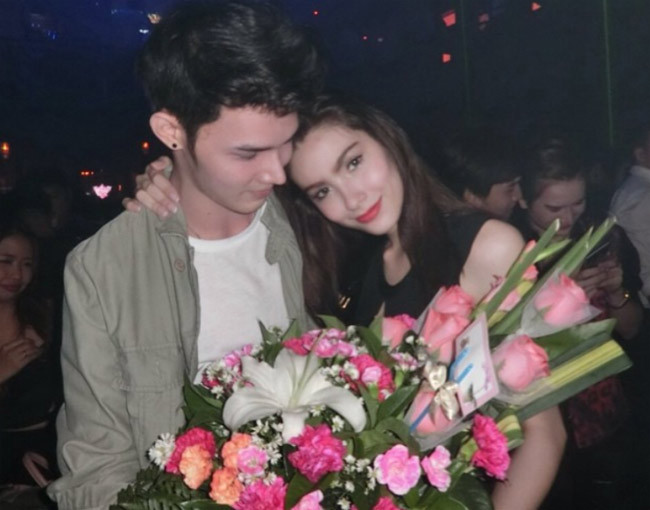 Mặc dù vậy khi tên tuổi đang lên, Jele bất ngờ vướng scandal bạo hành động vật khiến tên tuổi bị xấu đi ít nhiều. Hoa hậu chuyển giới năm 2012 đã ném con mèo của bạn trai ra đường ngay sau lúc hai người cãi vã. Tuy nhiên, chuyện tình cảm của cô hiện khá thuận lợi. Jele vẫn thường xuyên chia sẻ những bức ảnh tình tứ bên người yêu lâu năm của mình.