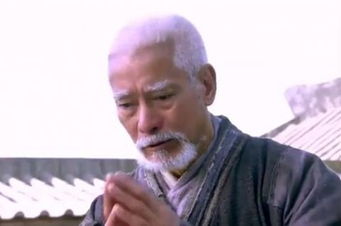 1. Thiếu Lâm: Môn phái không thể thiếu trong tất cả các tác phẩm của nhà văn Kim Dung. Thiếu Lâm được thành lập nhờ Đạt Ma sư tổ vào khoảng năm 500, thời nhà Lương. Đặc điểm võ công của Thiếu Lâm là dương cương, chú trọng về luyện tập sức khỏe, với những vũ khí đặc trưng là côn (gậy), trượng và cả đao.