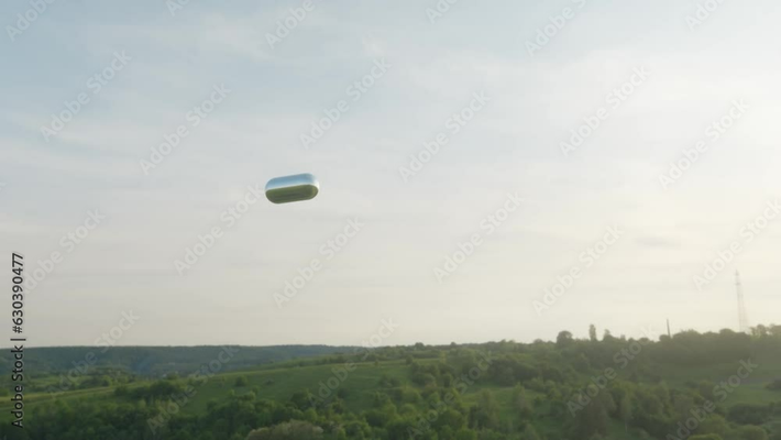 Cả hai vụ 2004 và 2023 đều có điểm chung: UFO hình tic-tac, tốc độ siêu việt, và không dấu hiệu công nghệ thông thường. (Ảnh: Adobe Stock)