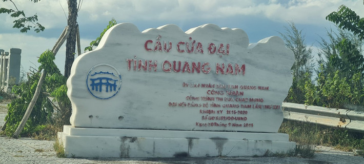 Cầu Cửa Đại là cây cầu du lịch, đang rất đẹp trong lòng bạn bè và du khách, hãy để nơi này mãi là niềm tự hào của người dân xứ Quảng.