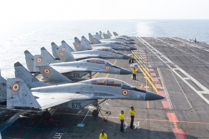 Những chiếc MiG-29UPG nói trên sau khi hoàn thành quá trình hiện đại hóa sẽ mang được bom lượn dẫn đường HSLD Mark-II tầm xa 180 km do Ấn Độ chế tạo, cùng với tên lửa đạn đạo phóng từ trên không Rampage của Israel.