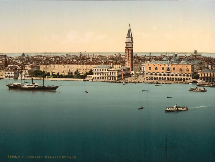 Khung cảnh mộng mơ ở Venice làm nhiều người xao xuyến. Ảnh The Sun