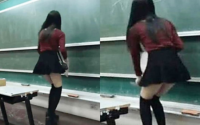 Lựa chọn trang phục thời thượng lại tôn dáng này giúp cô nổi bật, tuy nhiên nhiều người cho rằng nếu là cô giáo thì bộ trang phục có phần hở hang này là không hề phù hợp.