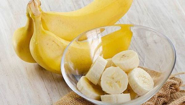 Trị mụn cóc: Dùng vỏ chuối tiêu chà trực tiếp lên vùng da có mụn cóc để giúp làm mềm phần mụn. Dùng vỏ chuối tiêu sát trực tiếp lên vùng da bị muỗi đốt sẽ giúp giảm được sưng ngứa. Ảnh: maigoo.