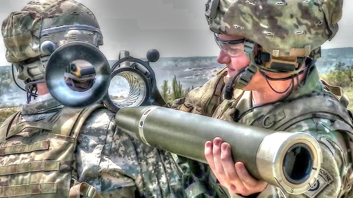 Hãng Saab cho biết, khả năng đặc biệt của Carl-Gustaf M4 là xử lý nhiều tình huống chiến thuật, phù hợp với tác chiến trong môi trường hạn chế. Tạo hỏa lực mạnh đến cấp trung đội khi tác chiến trong môi trường bất thuận, ít được hỗ trợ từ bên ngoài. Ngoài ra, hỏa thần vác vai này còn dễ vận hành, dễ sử dụng kể cả cho huấn luyện lẫn cho mục đích chiến đấu.