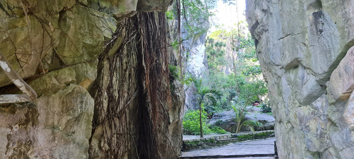 Năm 2022, Ma nhai tại Ngũ Hành Sơn được UNESCO công nhận là Di sản tư liệu thuộc Chương trình Ký ức thế giới khu vực Châu Á - Thái Bình Dương.