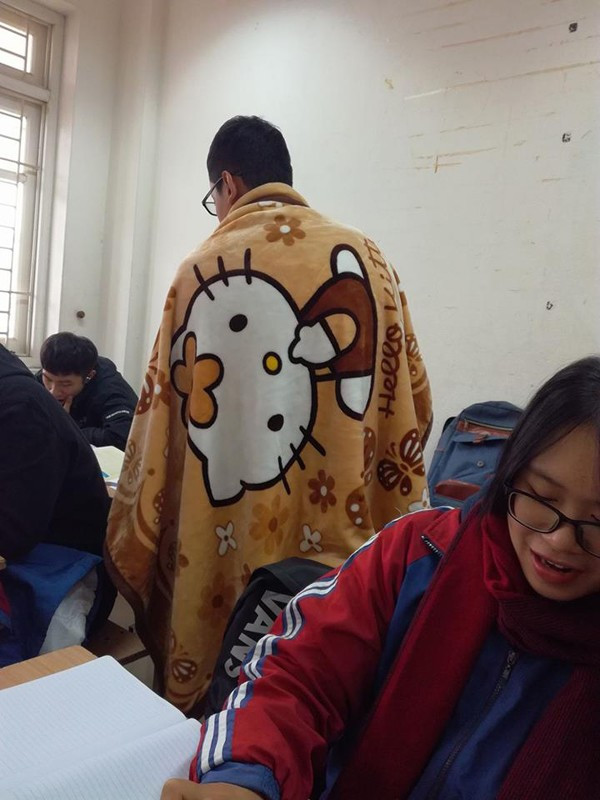 Đi học mà ấm áp như thế này thì sẽ bớt lười biếng đi nhiều đấy.