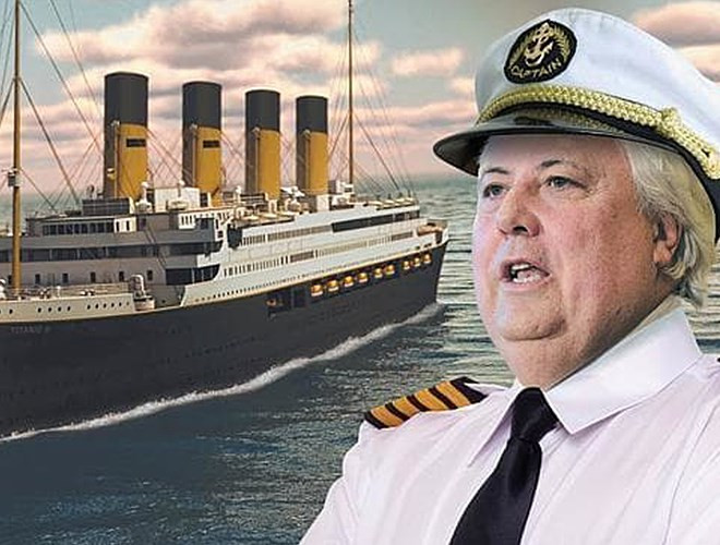 Chưa dừng lại ở đó Palmer còn xây dựng một con tàu Titanic thứ hai với thiết kế không khác gì bản chính.