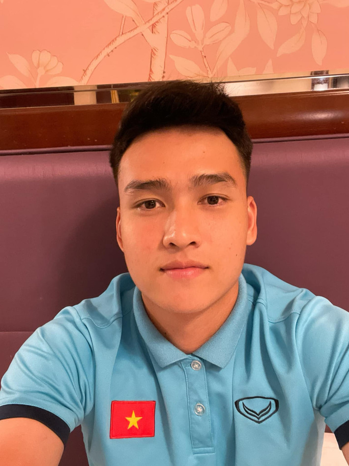 Sở hữu chiều cao lên tới 1m86, Việt Anh không khác gì nam thần trong các bộ phim Hàn Quốc.