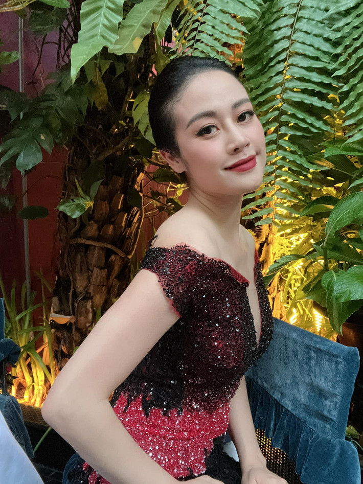 Nữ MC thường xuyên cập nhật hình ảnh về cuộc sống của gia đình nhỏ lên MXH.