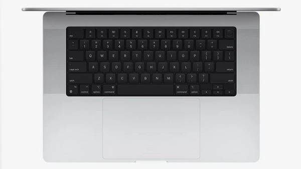 Theo Apple, đây là phiên bản có thời lượng sử dụng dài nhất trong các đời MacBook. Bản 14 inch có thể phát video liên tục trong 17 giờ, trong khi bản 16 inch là 21 giờ. MacBook Pro 14 inch và 16 inch hiện có giá khởi điểm lần lượt là 1999 USD và 2499 USD.