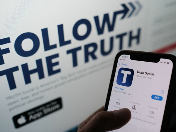 Trong một thông cáo, cựu Tổng thống Mỹ Donald Trump cho biết: “Tôi đã tạo ra TRUTH Social và TMTG để chống lại sự chuyên chế của các gã khổng lồ công nghệ...
