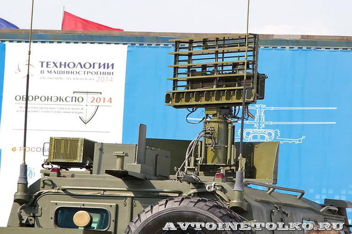 Trong quá khứ, xuất phát từ những tình huống không quân Mỹ không kích các đơn vị quân đội Syria trên chiến trường Deir Ezzor. Để ngăn chặn tình trạng này có thể diễn lại, Nga quyết định trang bị cho Syria những tổ hợp 1L122 -1E tiên tiến, sẵn sàng đánh trả hay cảnh báo sớm các mối đe dọa từ trên không từ thế lực thù địch. Nguồn ảnh: avtoinetolko.ru.