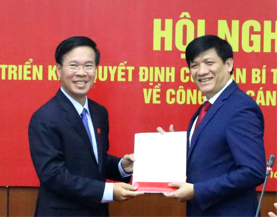 Ngày 30/10/2018, Ban Bí thư Trung ương Đảng quyết định điều động, bổ nhiệm ông Nguyễn Thanh Long giữ chức Phó Trưởng ban Tuyên giáo Trung ương. Phát biểu tại lễ nhận chức, ông Nguyễn Thành Long cho hay, đây là niềm vinh dự và tự hào đồng thời cũng là trách nhiệm ngày càng cao. Bản thân ông luôn cố gắng phấn đấu thực hiện tốt nhiệm vụ được phân công.