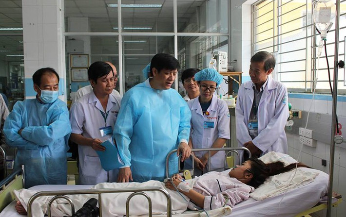 Tháng 6/2005, ông Nguyễn Thanh Long là Phó Cục trưởng Cục phòng chống HIV/AIDS Bộ Y tế, Bí thư Chi bộ, Phó Bí thư Đảng bộ Cục phòng chống HIV/AIDS.