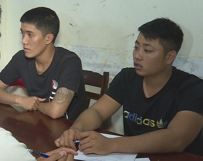 7. Truy nã 2 tên cầm đầu dùng rựa, bom xăng đánh nhau: Công an TP Buôn Ma Thuột đang truy bắt 2 đối tượng Trung và Khoa cùng các đối tượng có liên quan trong vụ án 50 người dùng dao rựa, bom xăng đâm chém nhau tại TP Buôn Ma Thuột vừa qua. Công an cũng bắt giam 3 tháng thêm 4 đối tượng tham gia vụ này.