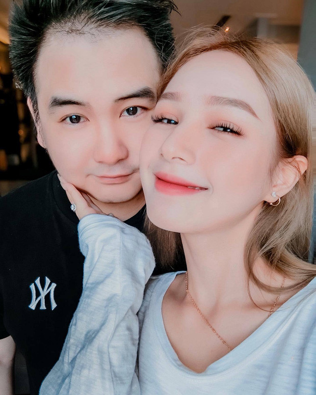 Đến nay, Xemesis và Xoài Non vẫn vô cùng hạnh phúc và thường xuyên đi du lịch và check-in tình tứ cùng nhau.