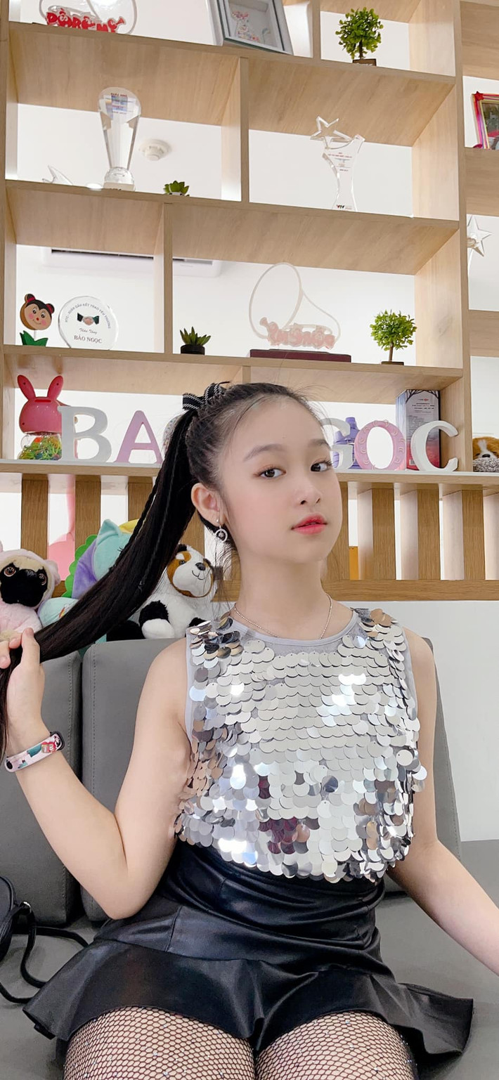 Những hình ảnh mới của Ngọc đã nhanh chóng nhận được nhiều sự yêu thích từ phía người hâm mộ. Ảnh: Tổng hợp