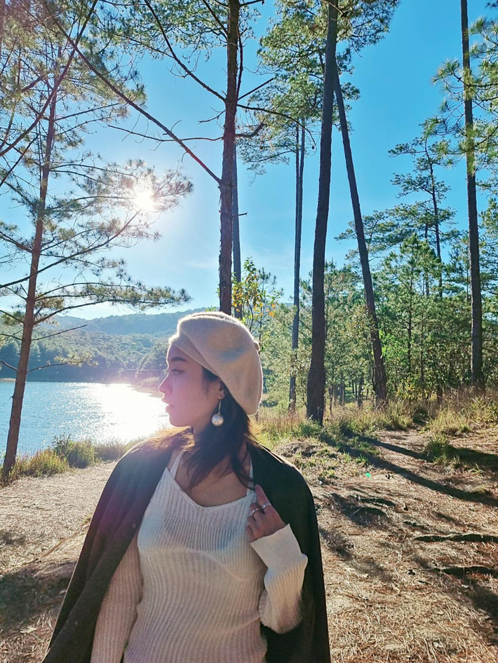Mọi khoảnh khắc chụp ảnh cực "chill" của Mi Vân đều nhận được vô số lời khen ngợi.
