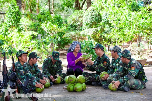 Tình quân dân ấm áp nơi Đồn Biên phòng Bình Thạnh (Đồng Tháp).
