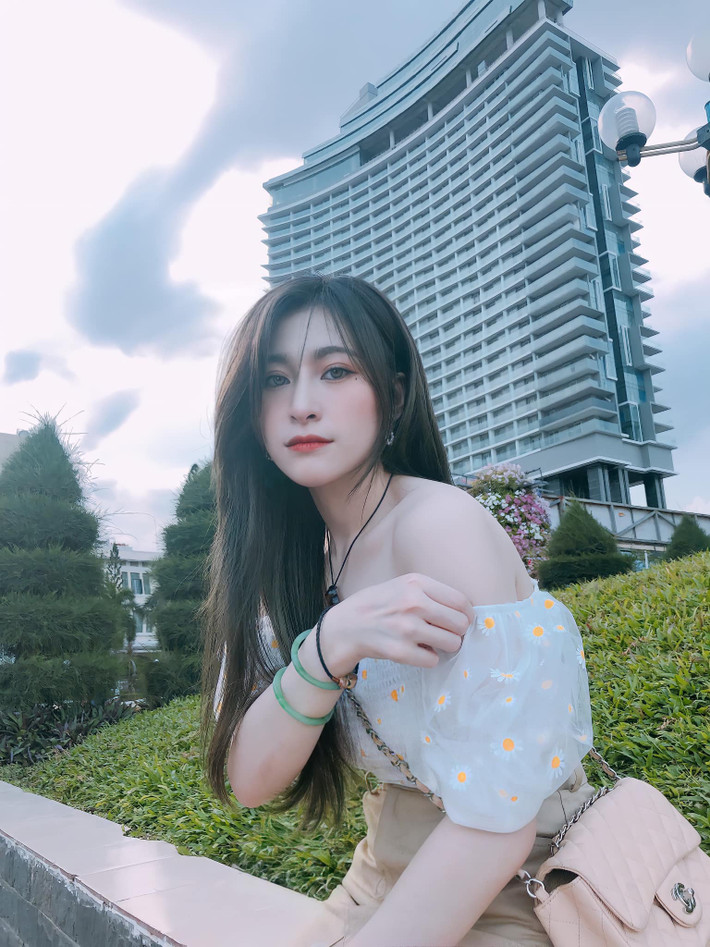 Đặc biệt hơn nữ sinh Bảo Trân đã có được mức thu nhập 8 con số dù còn đang ở độ tuổi rất trẻ.