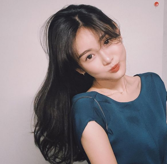 Cô gái Đài Loan sở hữu đường nét gương mặt hài hòa, nét nào ra nét ấy.