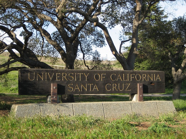 Nhà thiên văn học Natalie Batalha từ Trường Đại học California ở Santa Cruz (USSC - Mỹ), người điều phối nghiên cứu mới dẫn đầu bởi NASA, cho biết những điều vừa thu thập được sẽ "thay đổi cuộc chơi".