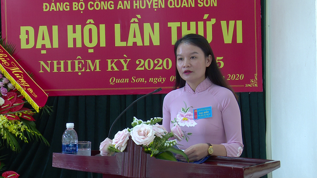 Bà Hà Thị Hương, 39 tuổi, dân tộc Thái, quê xã Trung Hạ, huyện Quan Sơn, có trình độ thạc sĩ, Cao cấp lý luận Chính trị, là cán bộ trưởng thành từ công tác Đoàn.