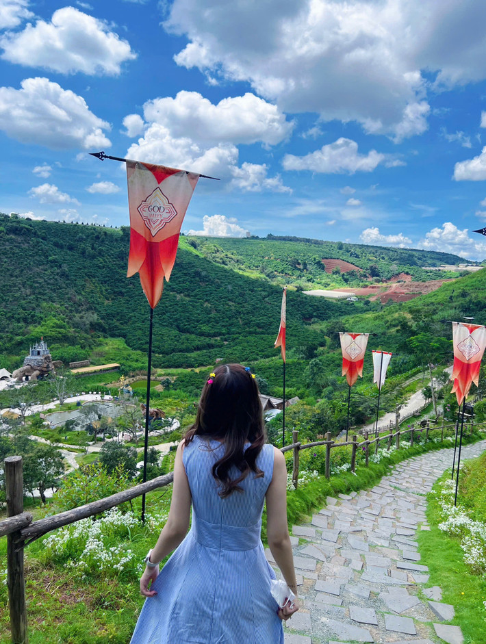 Đạt Lạt không chỉ cuốn hút bởi khí hậu mát mẻ mà còn bởi vô vàn địa điểm chụp hình miễn phí tuyệt đẹp. Dưới đây là danh sách những điểm đến mà du khách không nên bỏ lỡ khi muốn lưu lại những bức ảnh ấn tượng mà không tốn chi phí. Ảnh Hà Dung