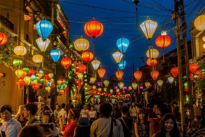 Sự hòa quyện giữa lịch sử, văn hóa và vẻ đẹp thơ mộng đã giúp Hội An trở thành một trong những điểm đến lãng mạn nhất thế giới. Ảnh Internet