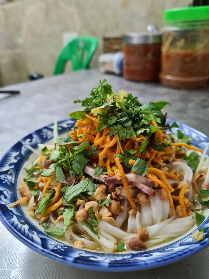 Một số người dân bản xứ thì cho rằng món ăn này có nguồn gốc từ Trung Quốc, cũng có người lại bảo phở chua Lạng Sơn là sự biến tấu của món phở Hà Nội. Ảnh Internet