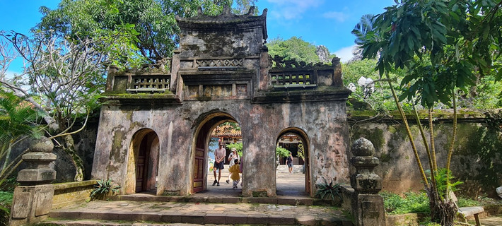 Chùa Tam Thai mang nhiều nét kiến trúc của Phật giáo cổ.
